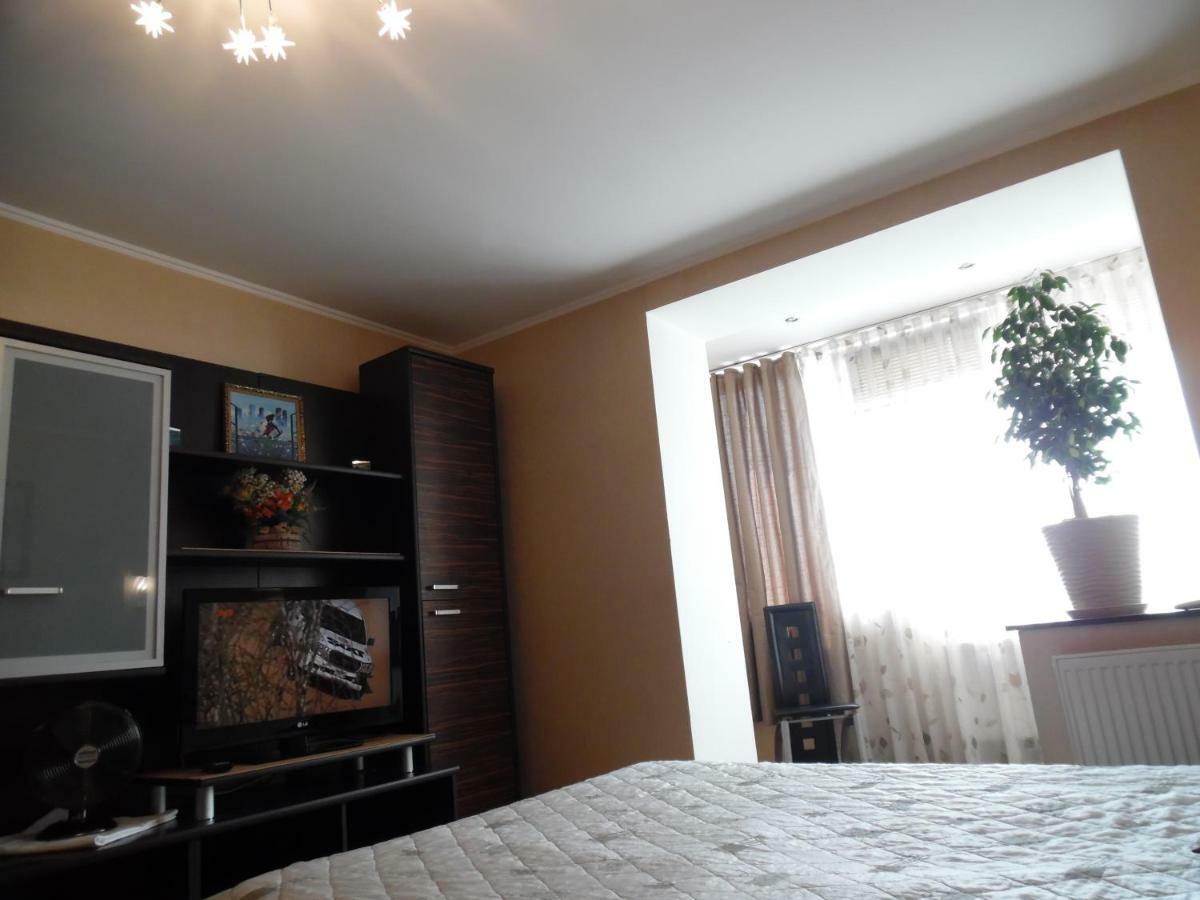 Заречанская 57/1 Khmel'nyts'kyy Ngoại thất bức ảnh